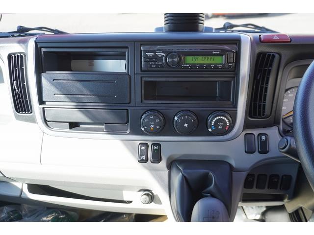 キャンター １０尺　アルミバン　２トン積　サイドドア　ラッシング２段　積載２０００ｋｇ　左電格ミラー　坂道発進補助　スマートキー　ＬＥＤヘッドライト　フォグランプ　衝突軽減ブレーキ　車線逸脱警報　５速ＭＴ　標準幅　ショート（21枚目）