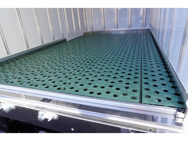 キャンター １０尺　冷蔵冷凍車　２トン　サイドドア　低温　ラッシング１段　積載２０００ｋｇ　東プレ製　－３０度設定　エアリブ　荷台ステンレス張り　スノコ付　９０度ストッパー　バックカメラ　左電格ミラー　ＬＥＤヘッドライト　フォグランプ　衝突軽減ブレーキ　ショート（35枚目）