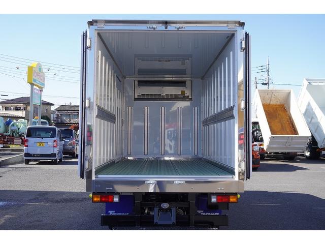 キャンター １０尺　冷蔵冷凍車　２トン　サイドドア　低温　ラッシング１段　積載２０００ｋｇ　東プレ製　－３０度設定　エアリブ　荷台ステンレス張り　スノコ付　９０度ストッパー　バックカメラ　左電格ミラー　ＬＥＤヘッドライト　フォグランプ　衝突軽減ブレーキ　ショート（37枚目）