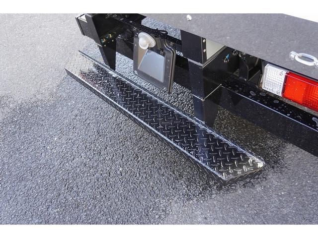 キャンター １０尺　冷蔵冷凍車　２トン　サイドドア　低温　ラッシング１段　積載２０００ｋｇ　東プレ製　－３０度設定　エアリブ　荷台ステンレス張り　スノコ付　９０度ストッパー　バックカメラ　左電格ミラー　ＬＥＤヘッドライト　フォグランプ　衝突軽減ブレーキ　ショート（39枚目）