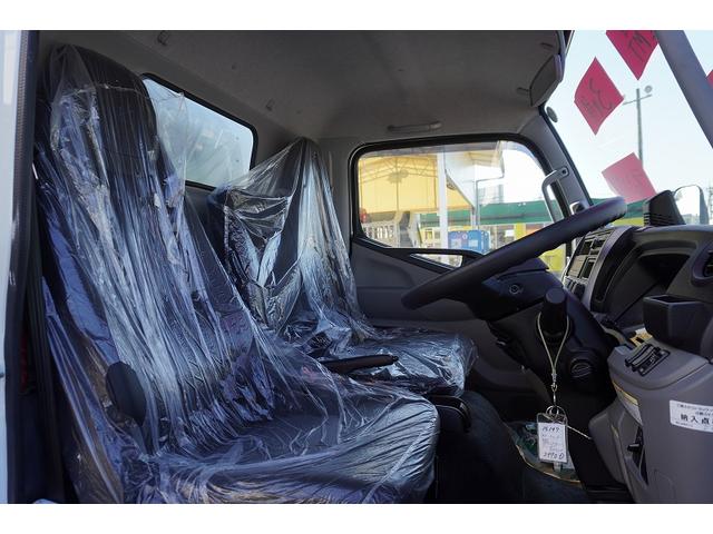 キャンター ロング　アルミバン　３トン積　サイドドア　ラッシング２段　標準幅　積載３０００ｋｇ　左電格ミラー　坂道発進補助　スマートキー　ＬＥＤヘッドライト　フォグランプ　９０度ストッパー　パブコ製　衝突軽減ブレーキ　車線逸脱警報　５速ＭＴ（36枚目）