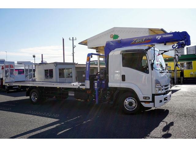 フォワード 増トン　標準幅　ベッド　３段クレーン　セーフティーローダー　ＡＴ車　タダノ製　車載専用　ラジコン　フックイン　２．９３ｔ吊　ウインチ　アオリ無し　床フック　荷台シマ板張り　坂道発進補助　左電動格納ミラー　社外ナビ　バックカメラ　アルミホイール（7枚目）