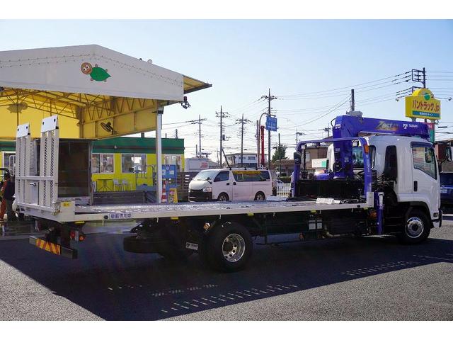 フォワード 増トン　標準幅　ベッド　３段クレーン　セーフティーローダー　ＡＴ車　タダノ製　車載専用　ラジコン　フックイン　２．９３ｔ吊　ウインチ　アオリ無し　床フック　荷台シマ板張り　坂道発進補助　左電動格納ミラー　社外ナビ　バックカメラ　アルミホイール（9枚目）