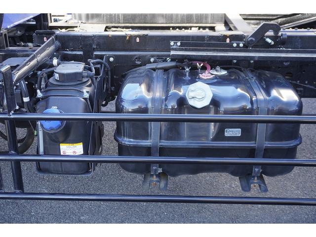 フォワード 増トン　標準幅　ベッド　３段クレーン　セーフティーローダー　ＡＴ車　タダノ製　車載専用　ラジコン　フックイン　２．９３ｔ吊　ウインチ　アオリ無し　床フック　荷台シマ板張り　坂道発進補助　左電動格納ミラー　社外ナビ　バックカメラ　アルミホイール（30枚目）