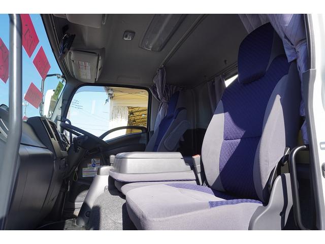 フォワード 増トン　標準幅　ベッド　３段クレーン　セーフティーローダー　ＡＴ車　タダノ製　車載専用　ラジコン　フックイン　２．９３ｔ吊　ウインチ　アオリ無し　床フック　荷台シマ板張り　坂道発進補助　左電動格納ミラー　社外ナビ　バックカメラ　アルミホイール（37枚目）