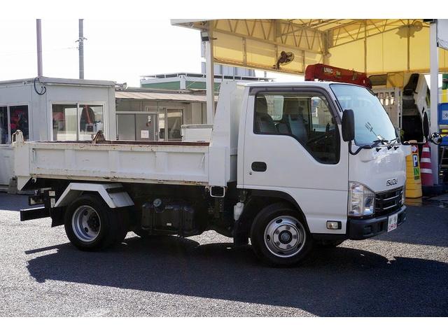 エルフトラック 標準幅　強化　ローダーダンプ　３トン積　スライド用ラジコン　新明和製　三方開　積載３０００ｋｇ　ダンプピン　ＥＴＣ　坂道発進補助　キーレス　６速ＭＴ（6枚目）