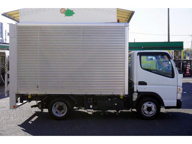 キャンター １０尺　アルミバン　２トン積　リア観音扉　垂直パワーゲート　積載２０００ｋｇ　ラッシング２段　左電格ミラー　バックカメラ　社外ナビ　ＥＴＣ　フォグランプ　パブコ製　ＡＴ　車両総重量４９５５ｋｇ　標準幅　ショート　リフト（8枚目）