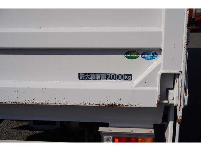 キャンター １０尺　アルミバン　２トン積　リア観音扉　垂直パワーゲート　積載２０００ｋｇ　ラッシング２段　左電格ミラー　バックカメラ　社外ナビ　ＥＴＣ　フォグランプ　パブコ製　ＡＴ　車両総重量４９５５ｋｇ　標準幅　ショート　リフト（18枚目）