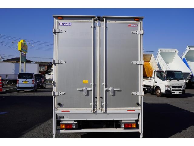 キャンター １０尺　アルミバン　２トン積　リア観音扉　垂直パワーゲート　積載２０００ｋｇ　ラッシング２段　左電格ミラー　バックカメラ　社外ナビ　ＥＴＣ　フォグランプ　パブコ製　ＡＴ　車両総重量４９５５ｋｇ　標準幅　ショート　リフト（31枚目）