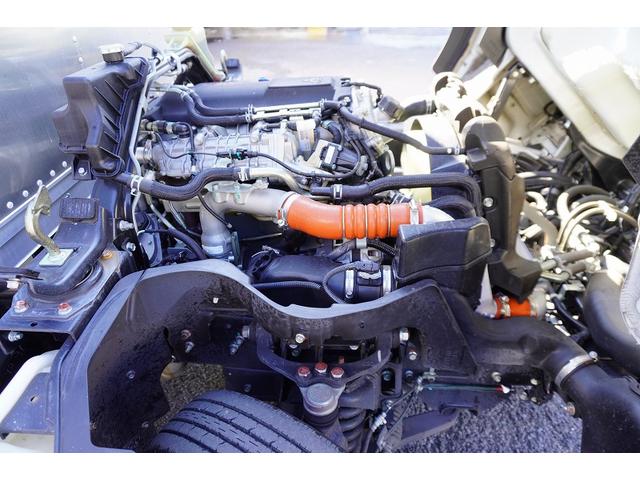 キャンター １０尺　アルミバン　２トン積　リア観音扉　垂直パワーゲート　積載２０００ｋｇ　ラッシング２段　左電格ミラー　バックカメラ　社外ナビ　ＥＴＣ　フォグランプ　パブコ製　ＡＴ　車両総重量４９５５ｋｇ　標準幅　ショート　リフト（37枚目）