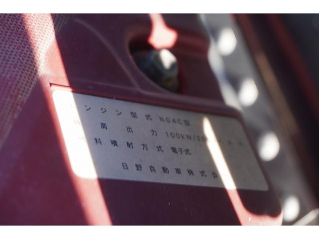 トヨエース 標準幅　セミロング　アルミバン　２トン　垂直パワーゲート　積載２０００ｋｇ　リア観音扉　垂直リフト　バックカメラ　ナビ　ワンセグＴＶ　ＥＴＣ　衝突軽減ブレーキ　車線逸脱警報　北村製　ＡＴ（15枚目）