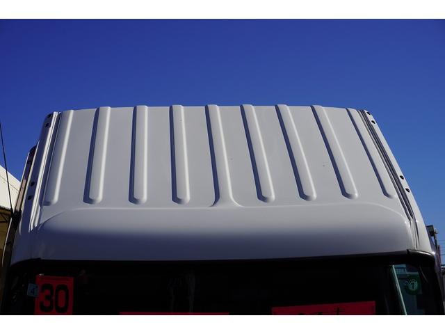 トヨエース 標準幅　セミロング　アルミバン　２トン　垂直パワーゲート　積載２０００ｋｇ　リア観音扉　垂直リフト　バックカメラ　ナビ　ワンセグＴＶ　ＥＴＣ　衝突軽減ブレーキ　車線逸脱警報　北村製　ＡＴ（19枚目）