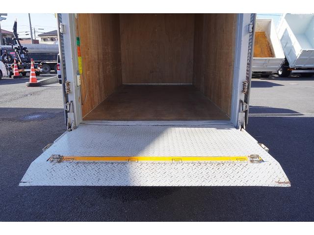 トヨエース 標準幅　セミロング　アルミバン　２トン　垂直パワーゲート　積載２０００ｋｇ　リア観音扉　垂直リフト　バックカメラ　ナビ　ワンセグＴＶ　ＥＴＣ　衝突軽減ブレーキ　車線逸脱警報　北村製　ＡＴ（27枚目）