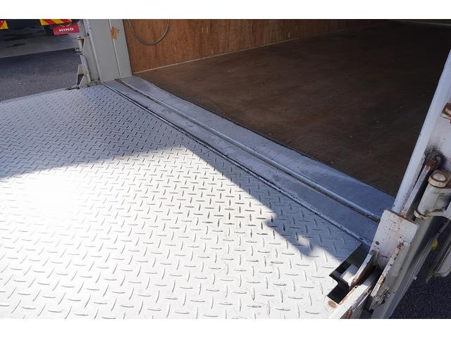 トヨエース 標準幅　セミロング　アルミバン　２トン　垂直パワーゲート　積載２０００ｋｇ　リア観音扉　垂直リフト　バックカメラ　ナビ　ワンセグＴＶ　ＥＴＣ　衝突軽減ブレーキ　車線逸脱警報　北村製　ＡＴ（41枚目）
