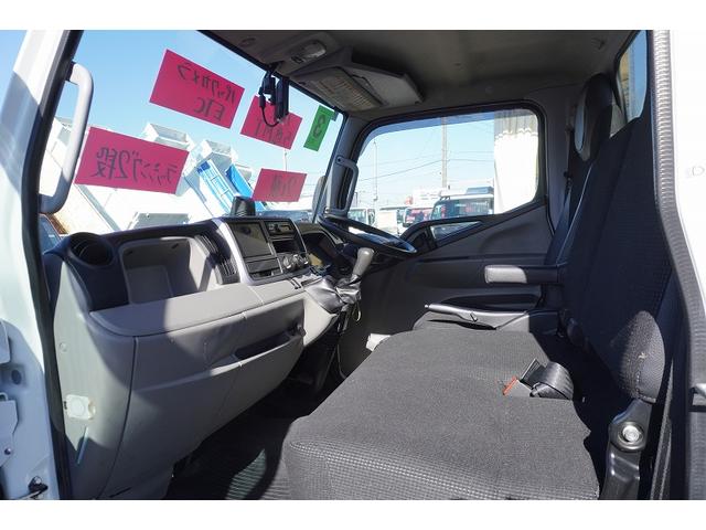 キャンター １０尺　アルミバン　２トン積　ラッシング２段　バックカメラ　積載２０００ｋｇ　ＥＴＣ　フォグランプ　全高２７７ｃｍ　衝突軽減ブレーキ　車線逸脱警報　パブコ製　５速ＭＴ　標準幅　ショート　左電格ミラー　９０度ストッパー（13枚目）