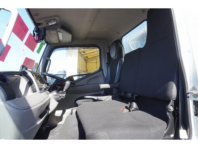 キャンター １０尺　アルミバン　２トン積　ラッシング２段　バックカメラ　積載２０００ｋｇ　ＥＴＣ　フォグランプ　全高２７７ｃｍ　衝突軽減ブレーキ　車線逸脱警報　パブコ製　５速ＭＴ　標準幅　ショート　左電格ミラー　９０度ストッパー（27枚目）