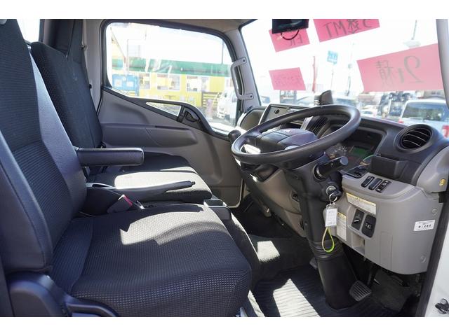 キャンター １０尺　アルミバン　２トン積　ラッシング２段　バックカメラ　積載２０００ｋｇ　ＥＴＣ　フォグランプ　全高２７７ｃｍ　衝突軽減ブレーキ　車線逸脱警報　パブコ製　５速ＭＴ　標準幅　ショート　左電格ミラー　９０度ストッパー（37枚目）