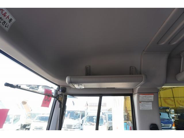 メルファ 送迎バス　３９人乗　２ドア　スイング自動ドア　プレヒーター　モケットシート　荷室スペース　小型トランク　総輪エアサス　ガイド席　オートエアコン　バックカメラ　ルームラック　アルミホイール　ＡＴ（11枚目）