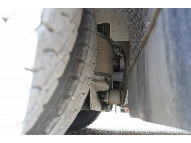 メルファ 送迎バス　３９人乗　２ドア　スイング自動ドア　プレヒーター　モケットシート　荷室スペース　小型トランク　総輪エアサス　ガイド席　オートエアコン　バックカメラ　ルームラック　アルミホイール　ＡＴ（12枚目）