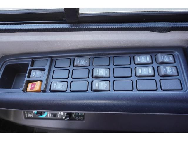 メルファ 送迎バス　３９人乗　２ドア　スイング自動ドア　プレヒーター　モケットシート　荷室スペース　小型トランク　総輪エアサス　ガイド席　オートエアコン　バックカメラ　ルームラック　アルミホイール　ＡＴ（33枚目）