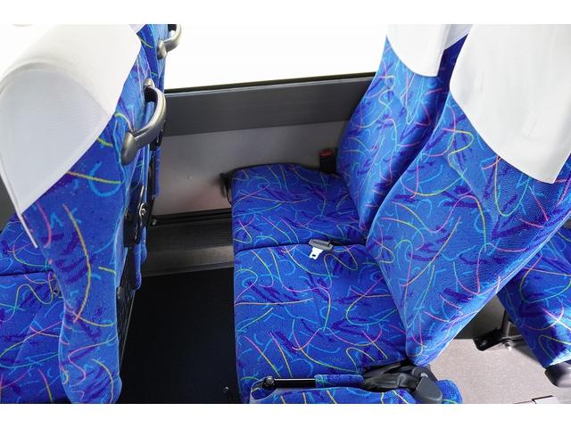 メルファ 送迎バス　３９人乗　２ドア　スイング自動ドア　プレヒーター　モケットシート　荷室スペース　小型トランク　総輪エアサス　ガイド席　オートエアコン　バックカメラ　ルームラック　アルミホイール　ＡＴ（36枚目）