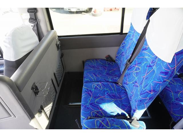 メルファ 送迎バス　３９人乗　２ドア　スイング自動ドア　プレヒーター　モケットシート　荷室スペース　小型トランク　総輪エアサス　ガイド席　オートエアコン　バックカメラ　ルームラック　アルミホイール　ＡＴ（41枚目）