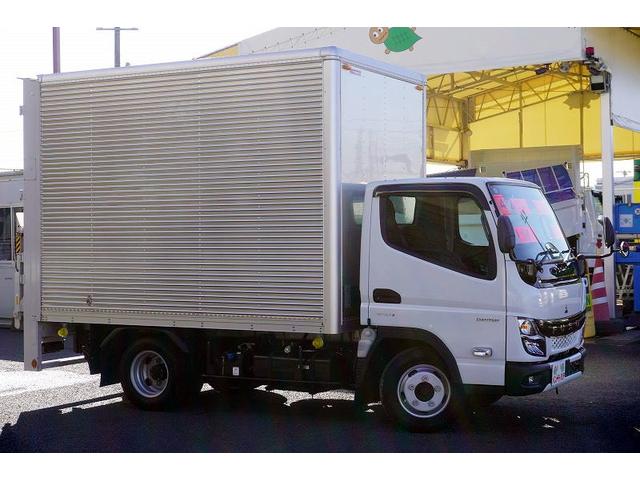 キャンター １０尺　アルミバン　２トン積　垂直パワーゲート　５速ＭＴ　積載２０００ｋｇ　リア観音扉　リフト　ラッシング２段　左電格ミラー　坂道発進補助　バックカメラ　ＥＴＣ　ＬＥＤヘッドライト　フォグ　スマートキー　衝突軽減ブレーキ　ショート　車両総重量４９８５ｋｇ（7枚目）