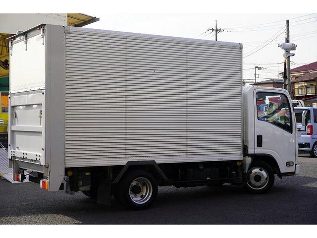 タイタントラック 標準幅　セミロング　アルミバン　２トン　跳上垂直パワーゲート　積載１７５０ｋｇ　ラッシング３段　バックカメラ　左電格ミラー　フォグランプ　北村製　ＡＴ　リフト　車両総重量４９６５ｋｇ（8枚目）