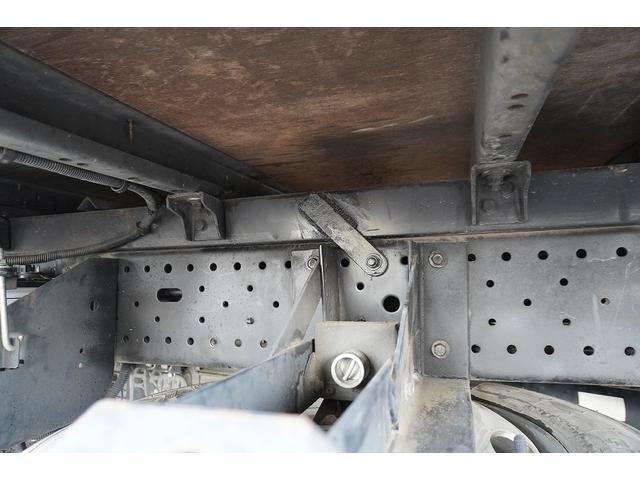 タイタントラック 標準幅　セミロング　アルミバン　２トン　跳上垂直パワーゲート　積載１７５０ｋｇ　ラッシング３段　バックカメラ　左電格ミラー　フォグランプ　北村製　ＡＴ　リフト　車両総重量４９６５ｋｇ（20枚目）