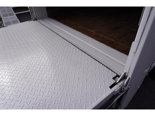 タイタントラック 標準幅　セミロング　アルミバン　２トン　跳上垂直パワーゲート　積載１７５０ｋｇ　ラッシング３段　バックカメラ　左電格ミラー　フォグランプ　北村製　ＡＴ　リフト　車両総重量４９６５ｋｇ（26枚目）