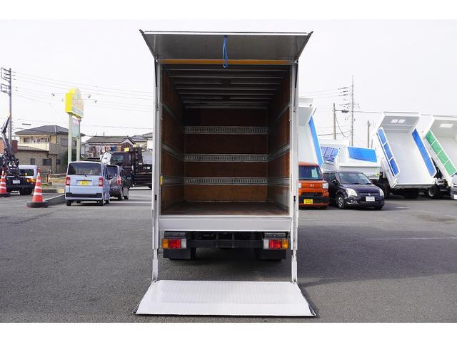 タイタントラック 標準幅　セミロング　アルミバン　２トン　跳上垂直パワーゲート　積載１７５０ｋｇ　ラッシング３段　バックカメラ　左電格ミラー　フォグランプ　北村製　ＡＴ　リフト　車両総重量４９６５ｋｇ（31枚目）