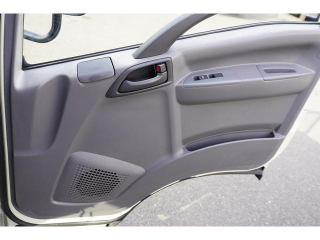 タイタントラック 標準幅　セミロング　アルミバン　２トン　跳上垂直パワーゲート　積載１７５０ｋｇ　ラッシング３段　バックカメラ　左電格ミラー　フォグランプ　北村製　ＡＴ　リフト　車両総重量４９６５ｋｇ（33枚目）