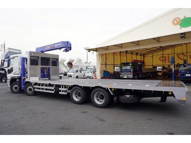 スーパーグレート 大型　４段セルフクレーン　ラジコン　ウインチ　１１．８トン積　２デフ　ベッド付　積載１１８００ｋｇ　タダノ製　ウインチ　いそのボディー製造りボディー　鳥居シマ板張り　床フック１０対　スタンション穴　アユミ板入れ　バックカメラ　ＥＴＣ２．０　メッキ　重機運搬　ＡＴ（7枚目）