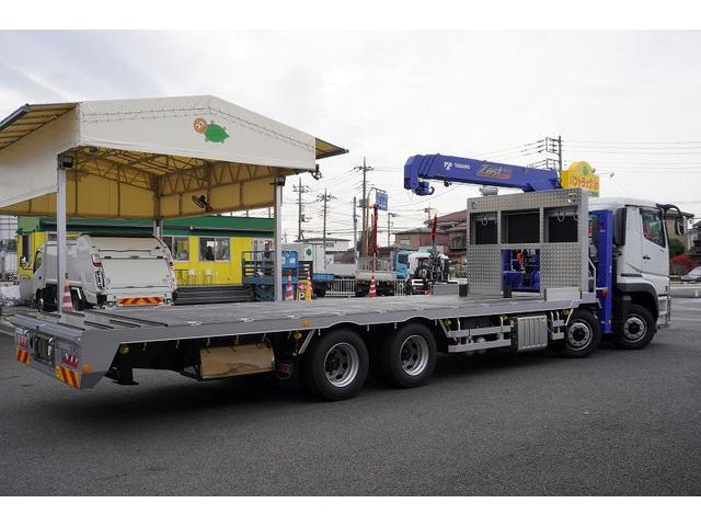 スーパーグレート 大型　４段セルフクレーン　ラジコン　ウインチ　１１．８トン積　２デフ　ベッド付　積載１１８００ｋｇ　タダノ製　ウインチ　いそのボディー製造りボディー　鳥居シマ板張り　床フック１０対　スタンション穴　アユミ板入れ　バックカメラ　ＥＴＣ２．０　メッキ　重機運搬　ＡＴ（10枚目）