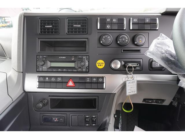 スーパーグレート 大型　４段セルフクレーン　ラジコン　ウインチ　１１．８トン積　２デフ　ベッド付　積載１１８００ｋｇ　タダノ製　ウインチ　いそのボディー製造りボディー　鳥居シマ板張り　床フック１０対　スタンション穴　アユミ板入れ　バックカメラ　ＥＴＣ２．０　メッキ　重機運搬　ＡＴ（40枚目）