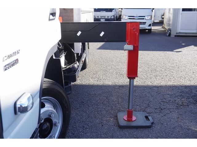 キャンター カスタム　ワイドロング　４段クレーン　ラジコン　２．９３ｔ吊　積載３８５０ｋｇ　古河ユニック製　フックイン　セイコーラック　アオリプロテクター付　ＬＥＤヘッドライト　フォグ　左電格ミラー　オートエアコン　ナビ　ＥＴＣ　メッキ　スマートキー　衝突軽減ブレーキ　ＡＴ（13枚目）