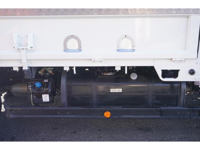 キャンター カスタム　ワイドロング　４段クレーン　ラジコン　２．９３ｔ吊　積載３８５０ｋｇ　古河ユニック製　フックイン　セイコーラック　アオリプロテクター付　ＬＥＤヘッドライト　フォグ　左電格ミラー　オートエアコン　ナビ　ＥＴＣ　メッキ　スマートキー　衝突軽減ブレーキ　ＡＴ（14枚目）