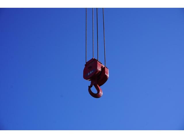 キャンター カスタム　ワイドロング　４段クレーン　ラジコン　２．９３ｔ吊　積載３８５０ｋｇ　古河ユニック製　フックイン　セイコーラック　アオリプロテクター付　ＬＥＤヘッドライト　フォグ　左電格ミラー　オートエアコン　ナビ　ＥＴＣ　メッキ　スマートキー　衝突軽減ブレーキ　ＡＴ（15枚目）