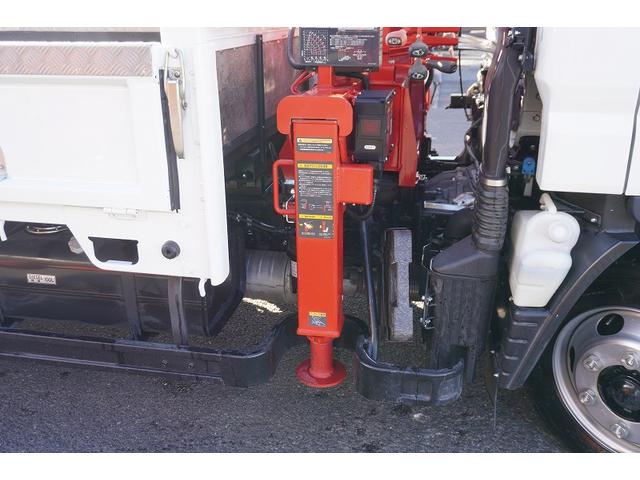 キャンター カスタム　ワイドロング　４段クレーン　ラジコン　２．９３ｔ吊　積載３８５０ｋｇ　古河ユニック製　フックイン　セイコーラック　アオリプロテクター付　ＬＥＤヘッドライト　フォグ　左電格ミラー　オートエアコン　ナビ　ＥＴＣ　メッキ　スマートキー　衝突軽減ブレーキ　ＡＴ（20枚目）