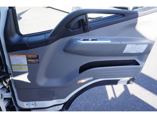 キャンター カスタム　ワイドロング　４段クレーン　ラジコン　２．９３ｔ吊　積載３８５０ｋｇ　古河ユニック製　フックイン　セイコーラック　アオリプロテクター付　ＬＥＤヘッドライト　フォグ　左電格ミラー　オートエアコン　ナビ　ＥＴＣ　メッキ　スマートキー　衝突軽減ブレーキ　ＡＴ（34枚目）