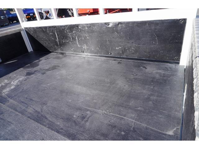 キャンター カスタム　ワイドロング　４段クレーン　ラジコン　２．９３ｔ吊　積載３８５０ｋｇ　古河ユニック製　フックイン　セイコーラック　アオリプロテクター付　ＬＥＤヘッドライト　フォグ　左電格ミラー　オートエアコン　ナビ　ＥＴＣ　メッキ　スマートキー　衝突軽減ブレーキ　ＡＴ（40枚目）