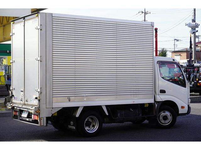 ダイナトラック 10尺 アルミバン 2トン積 サイドドア パワーゲート AT 積載2000kg リア観音扉 ラッシング1段 壁面フック バックカメラ ETC ナビ ワンセグTV 左電格ミラー 衝突軽減ブレーキ 車線逸脱警報 トヨタ車体製 スライドリフト ショート 標準幅(10枚目)