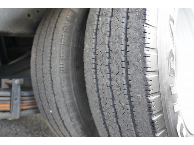 ダイナトラック 10尺 アルミバン 2トン積 サイドドア パワーゲート AT 積載2000kg リア観音扉 ラッシング1段 壁面フック バックカメラ ETC ナビ ワンセグTV 左電格ミラー 衝突軽減ブレーキ 車線逸脱警報 トヨタ車体製 スライドリフト ショート 標準幅(12枚目)