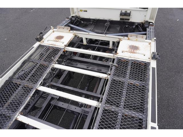 ダイナトラック ハイグレード　キャリアカー　２台積　ラジコン無　ウインチ　積載３４５０ｋｇ　古河ユニック製　油圧リアゲート　社外ナビ　ワンセグＴＶ　ＥＴＣ　坂道発進補助　左電格ミラー　ＨＩＤヘッドライト　フォグランプ　６速ＭＴ　キーレス（40枚目）
