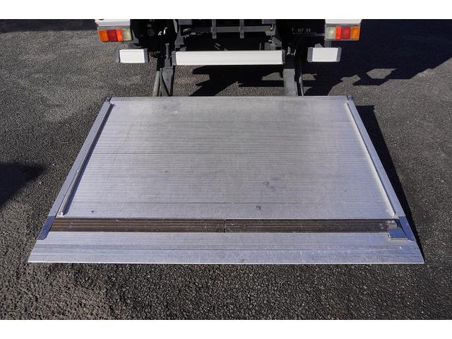 エルフトラック ロング パネルバン 2トン積 サイドドア 跳上パワーゲート 標準幅 積載2000kg ラッシング2段 左電格ミラー 坂道発進補助 バックカメラ ETC フォグランプ 日本フルハーフ製 6速MT アルミバン リフト(43枚目)