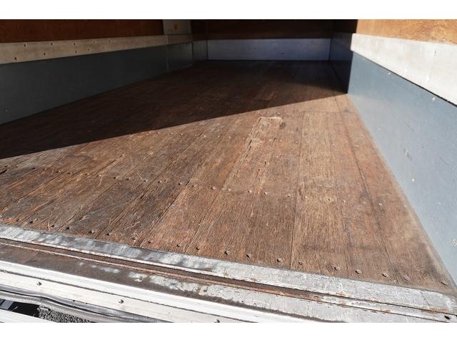 エルフトラック ロング パネルバン 2トン積 サイドドア 跳上パワーゲート 標準幅 積載2000kg ラッシング2段 左電格ミラー 坂道発進補助 バックカメラ ETC フォグランプ 日本フルハーフ製 6速MT アルミバン リフト(45枚目)