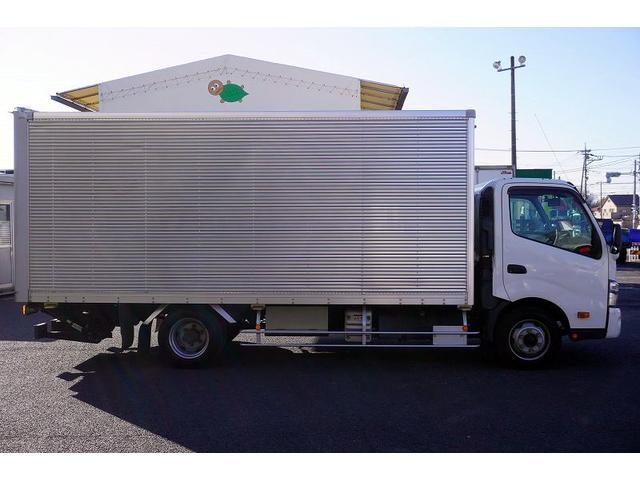 デュトロ ワイド超ロング　アルミバン　３トン　跳上パワーゲート　ＡＴ　積載２９５０ｋｇ　ラッシング２段　荷台一部シマ板張り　バックカメラ　社外ナビ　フルセグＴＶ　ＥＴＣ２．０　左電格ミラー　ＬＥＤヘッドライト　フォグ　クリアランスソナー　スマートキー　日本フルハーフ製（6枚目）