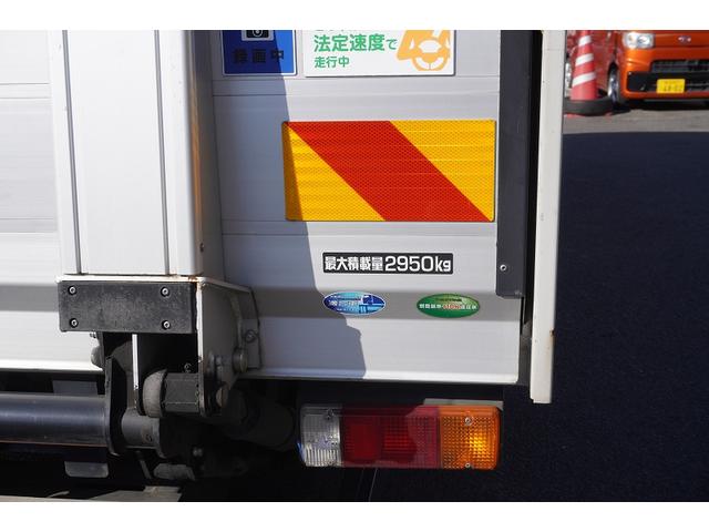 デュトロ ワイド超ロング　アルミバン　３トン　跳上パワーゲート　ＡＴ　積載２９５０ｋｇ　ラッシング２段　荷台一部シマ板張り　バックカメラ　社外ナビ　フルセグＴＶ　ＥＴＣ２．０　左電格ミラー　ＬＥＤヘッドライト　フォグ　クリアランスソナー　スマートキー　日本フルハーフ製（31枚目）