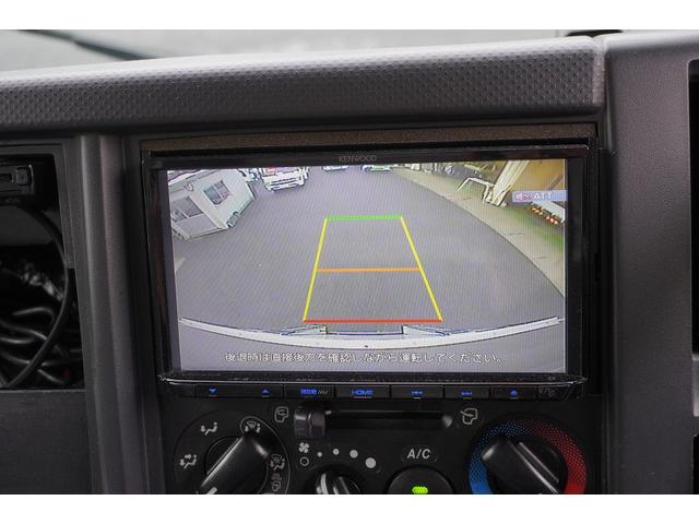 エルフトラック 標準幅　ロング　アルミバン　２トン積　跳上パワーゲート　積載２０００ｋｇ　ラッシング２段　導風板　左電格ミラー　坂道発進補助　バックカメラ　ＥＴＣ　ナビ　フォグランプ　日本フルハーフ製　６速ＭＴ　リフト（28枚目）