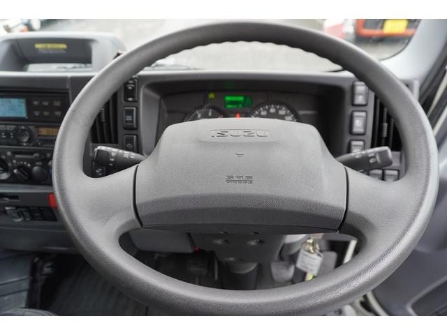 エルフトラック １０尺　冷蔵冷凍車　２トン　サイドドア　低温　スタンバイ装置　積載２０００ｋｇ　東プレ製　－３０度設定　エアリブ　荷台スノコ付き　間仕切扉　送風機　９０度ストッパー　左電格ミラー　坂道発進補助　バックカメラ　ＥＴＣ２．０　フォグランプ　衝突軽減ブレーキ　５速ＭＴ（38枚目）